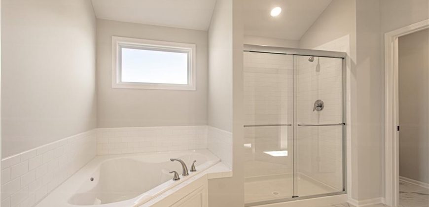 Homes for Sale in Kansas City, MO 64157 | 9916 N Manning Avenue