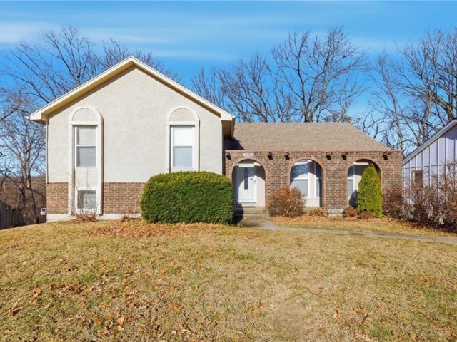 Homes for Sale in Kansas City, MO 64152 | 6708 NW 50TH Street