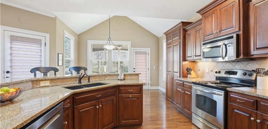 Homes for Sale in Kansas City, MO 64154 | 10229 N Avalon Avenue