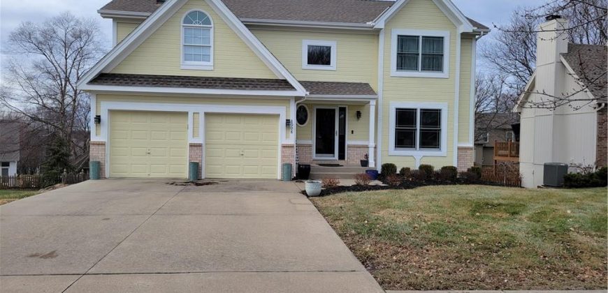 Homes for Sale in Kansas City, MO 64151 | 8008 N Chatham Avenue