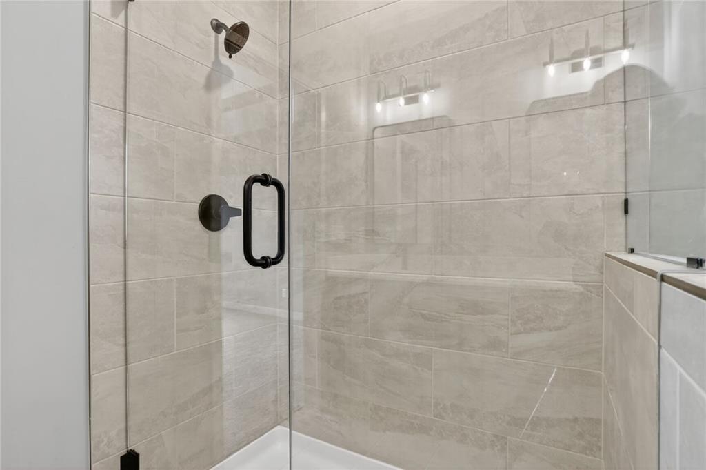 Homes for Sale in Parkville, MO 64152 | 16243  Giorgia Street