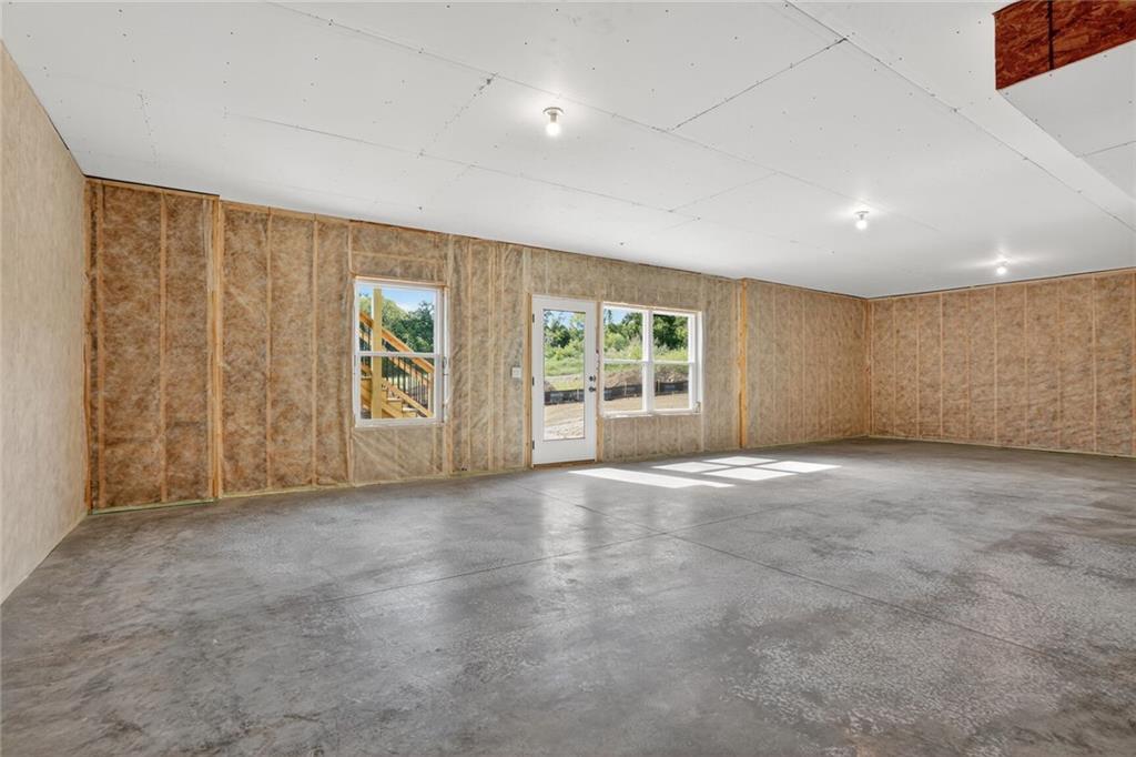 Homes for Sale in Parkville, MO 64152 | 16243  Giorgia Street