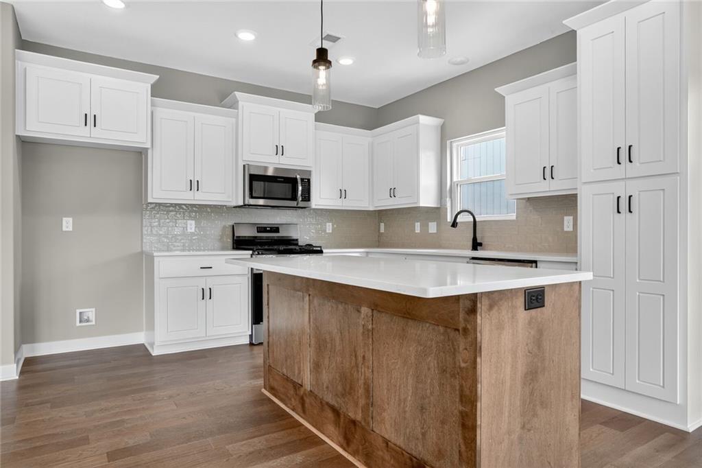 Homes for Sale in Parkville, MO 64152 | 16243  Giorgia Street