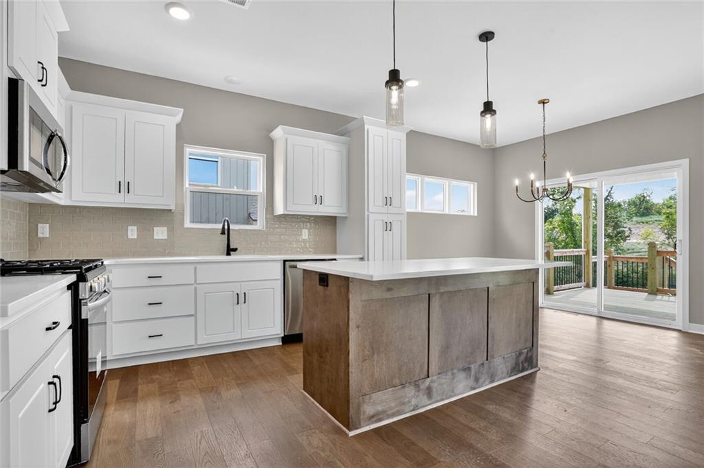 Homes for Sale in Parkville, MO 64152 | 16243  Giorgia Street