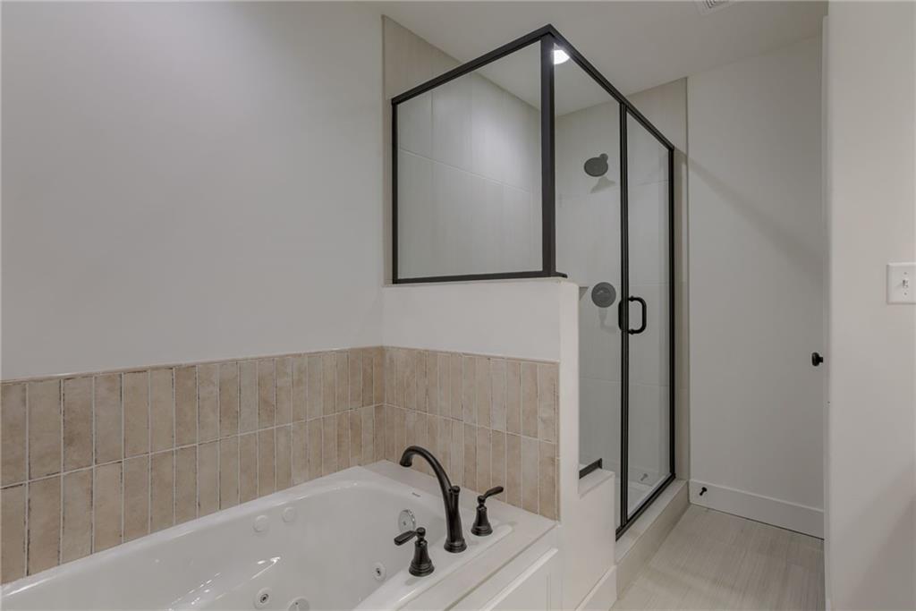 Homes for Sale in Liberty, MO 64068 | 1849  Arbor Trail