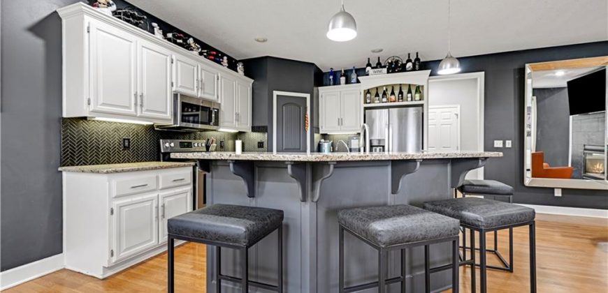 Homes for Sale in Kansas City, MO 64157 | 9008 N Lewis Avenue