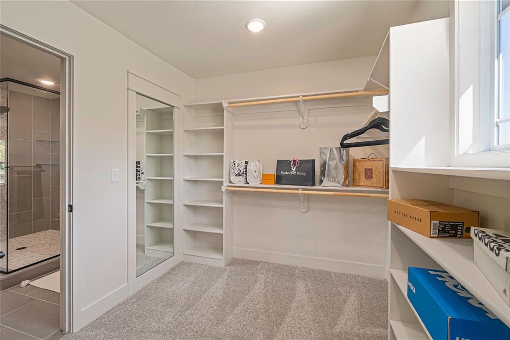 Homes for Sale in Parkville, MO 64152 | 7044  Glenn Lane