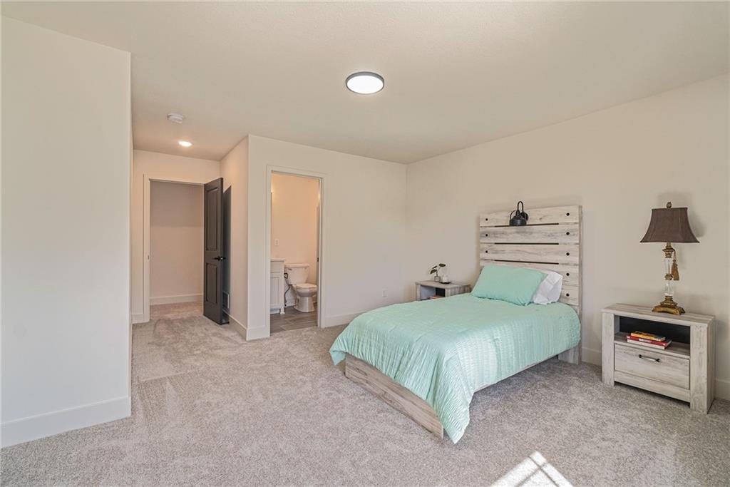 Homes for Sale in Parkville, MO 64152 | 7044  Glenn Lane