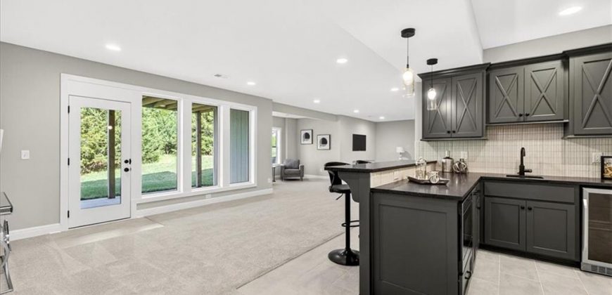 Homes for Sale in Kansas City, MO 64151 | 7014 N Anita Avenue