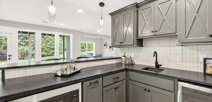 Homes for Sale in Kansas City, MO 64151 | 7014 N Anita Avenue