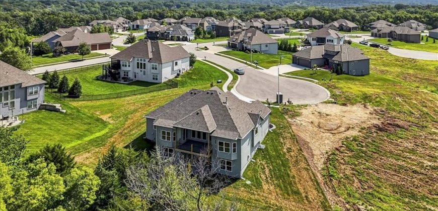 Homes for Sale in Kansas City, MO 64151 | 7014 N Anita Avenue