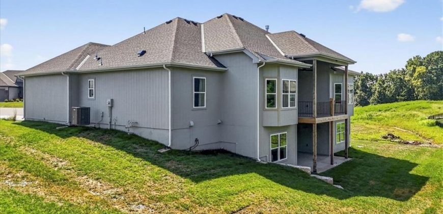 Homes for Sale in Kansas City, MO 64151 | 7014 N Anita Avenue