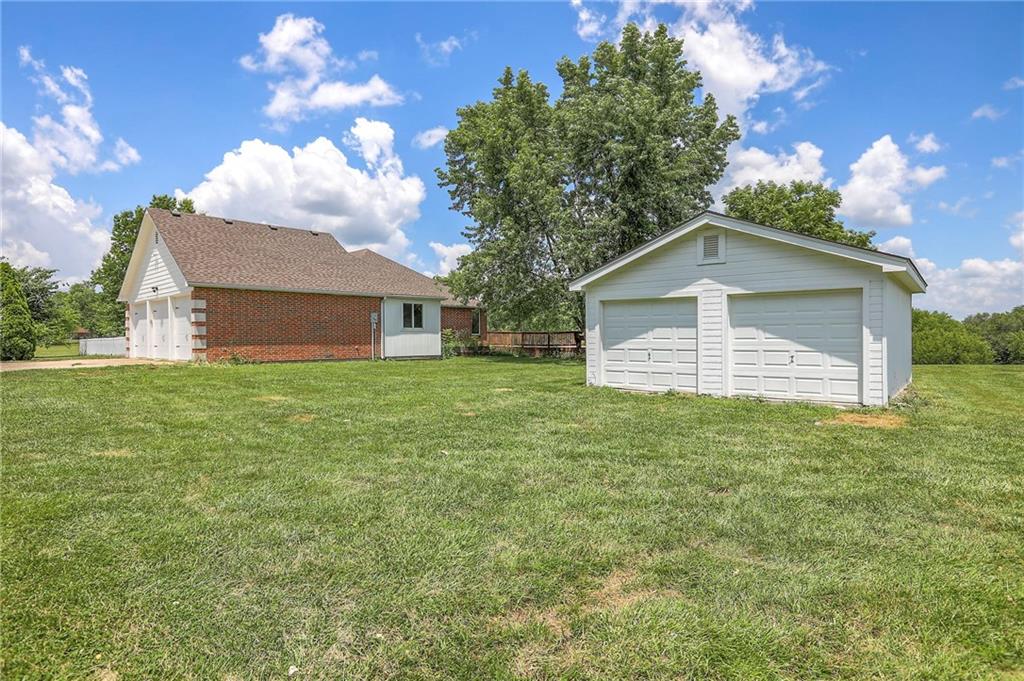 Homes for Sale in Kearney, MO 64060 | 20012 NE 138th Street