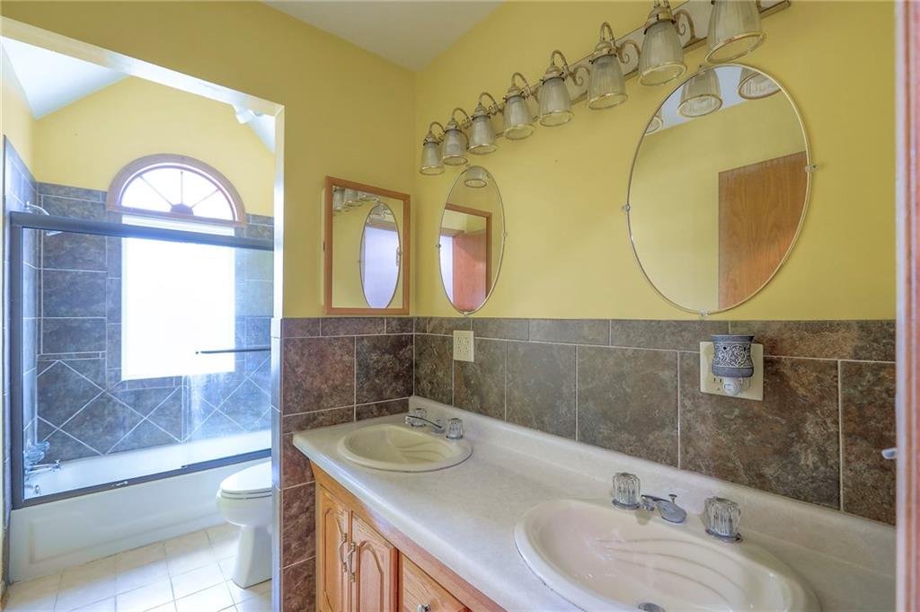 Homes for Sale in Kearney, MO 64060 | 20012 NE 138th Street