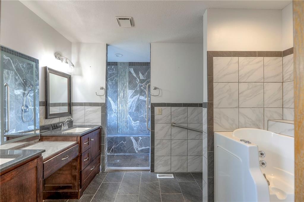 Homes for Sale in Kearney, MO 64060 | 20012 NE 138th Street