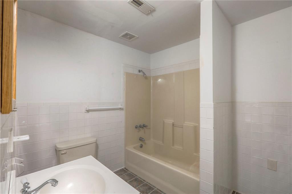 Homes for Sale in Kearney, MO 64060 | 20012 NE 138th Street