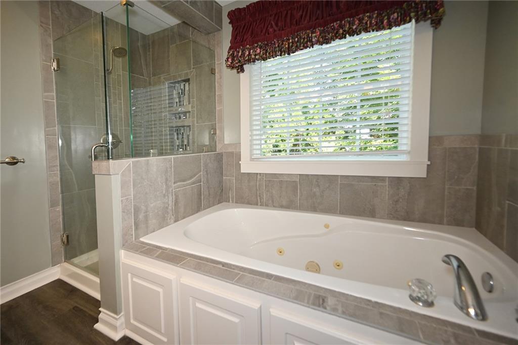 Homes for Sale in Kansas City, MO 64154 | 9115 N Camden Avenue