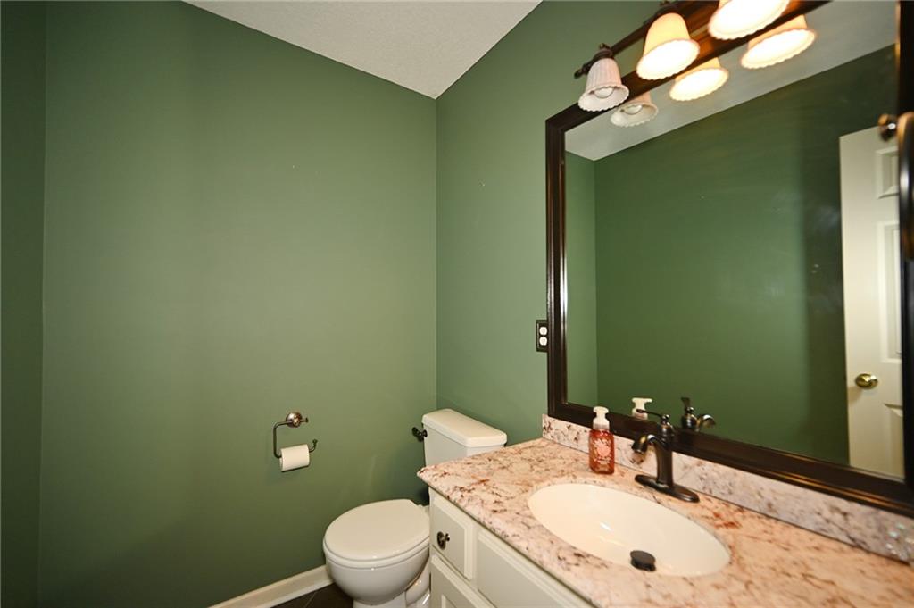 Homes for Sale in Kansas City, MO 64154 | 9115 N Camden Avenue