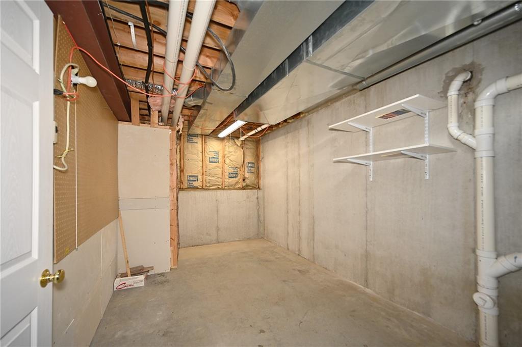 Homes for Sale in Kansas City, MO 64154 | 9115 N Camden Avenue