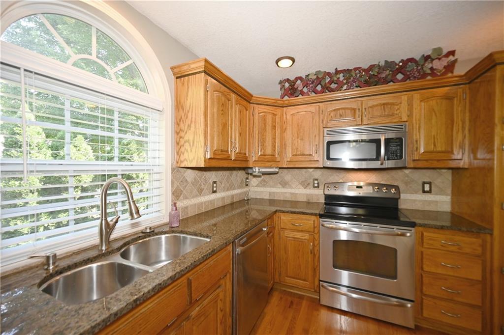 Homes for Sale in Kansas City, MO 64154 | 9115 N Camden Avenue