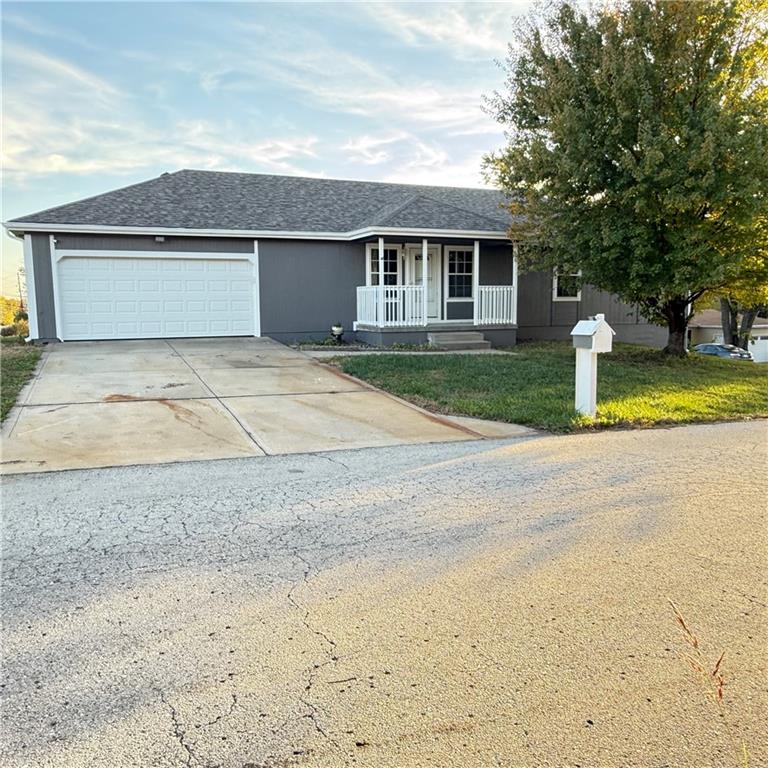 Homes for Sale in Kansas City, MO 64119 | 3711 NE 82nd Terrace