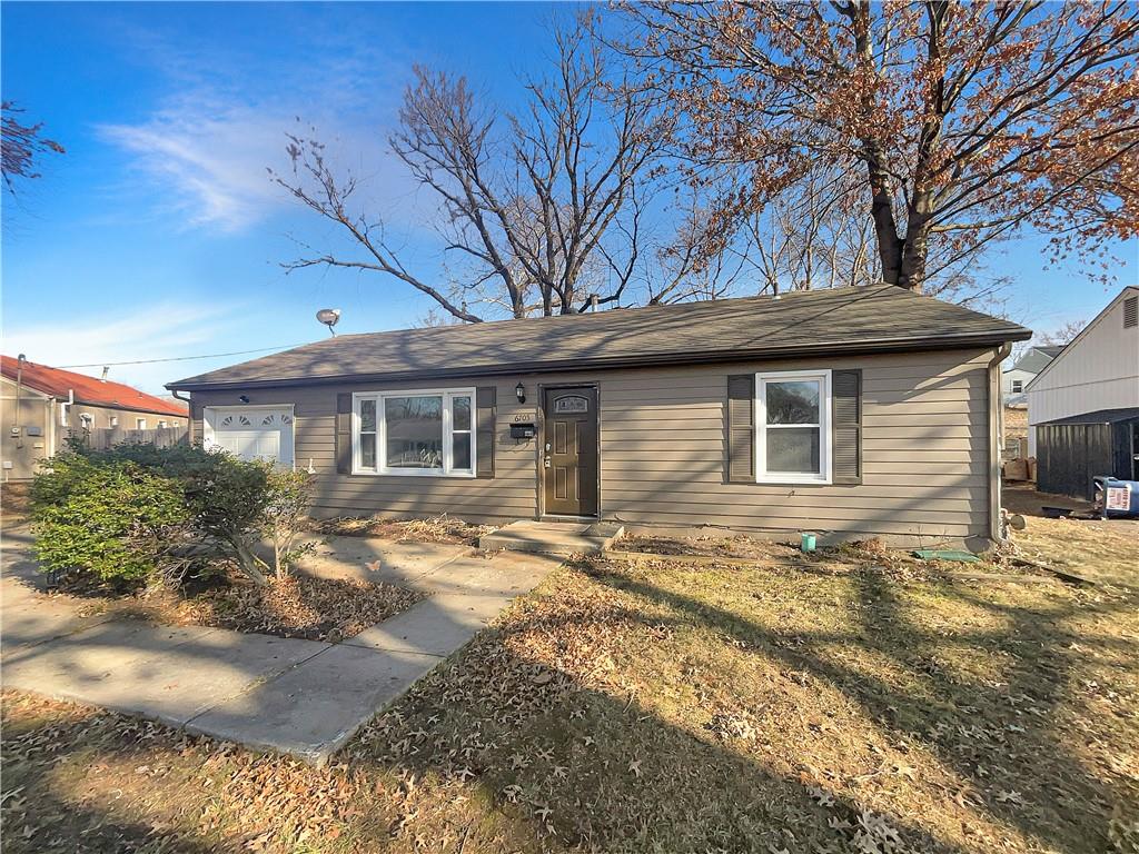 Homes for Sale in Kansas City, MO 64118 | 6705 N Charlotte Street