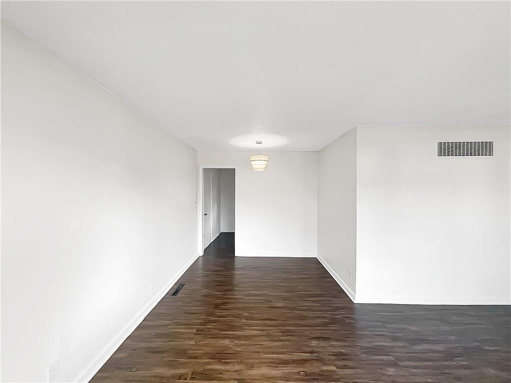 Homes for Sale in Kansas City, MO 64118 | 6705 N Charlotte Street