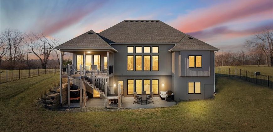 Homes for Sale in Liberty, MO 64068 | 925  County Road B