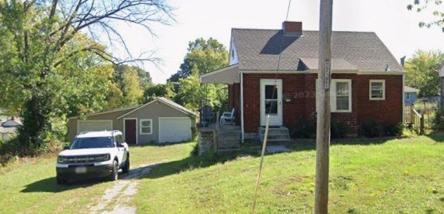 Homes for Sale in Kansas City, MO 64119 | 5131 N Lister Avenue