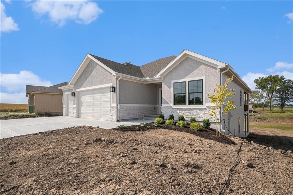 Homes for Sale in Lawson, MO 64062 | 462  Green Drive