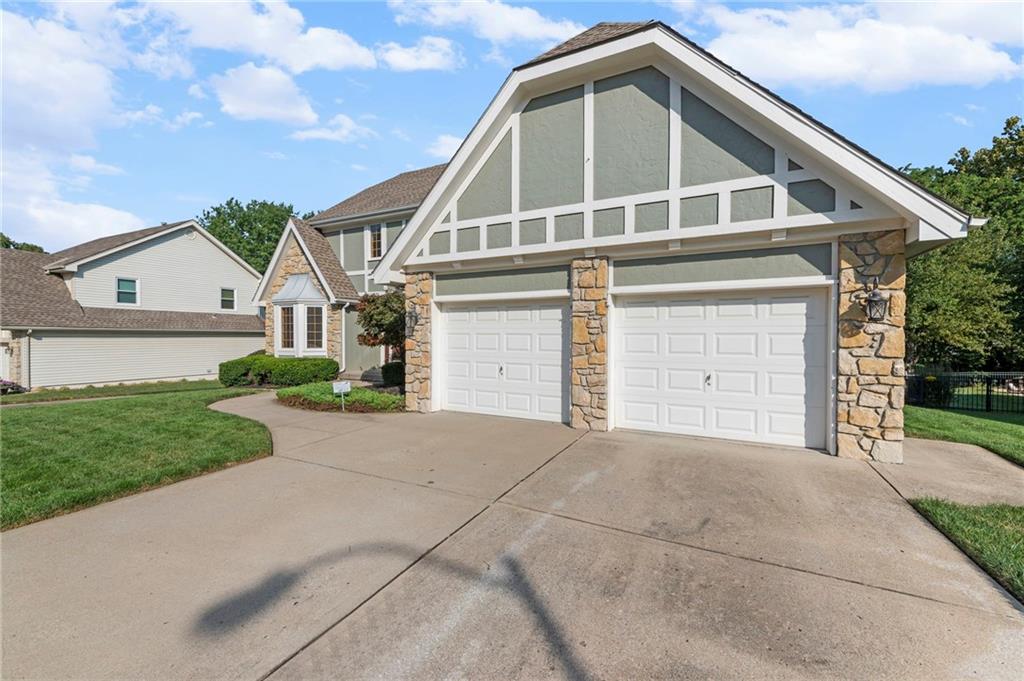 Homes for Sale in Kansas City, MO 64155 | 1606 NE 100th Court