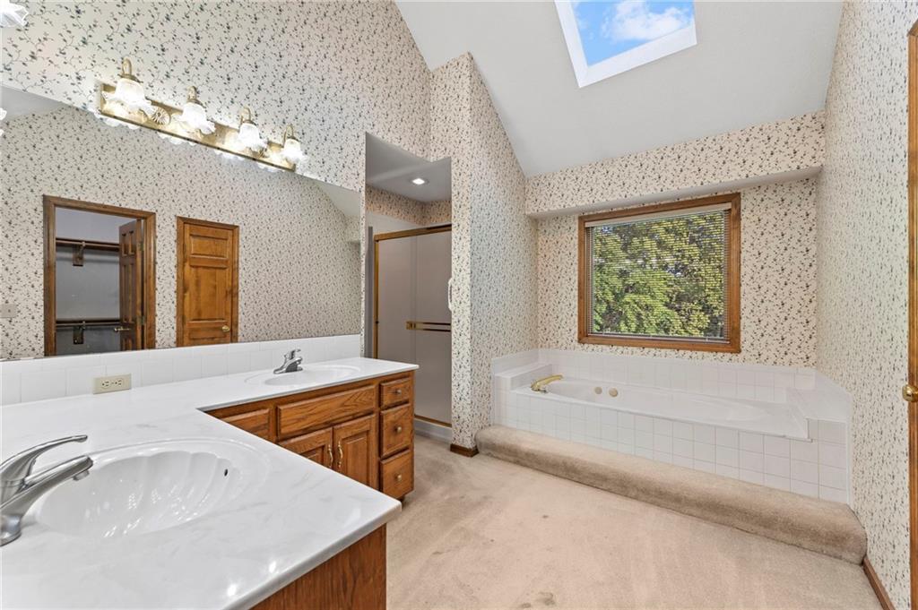 Homes for Sale in Kansas City, MO 64155 | 1606 NE 100th Court