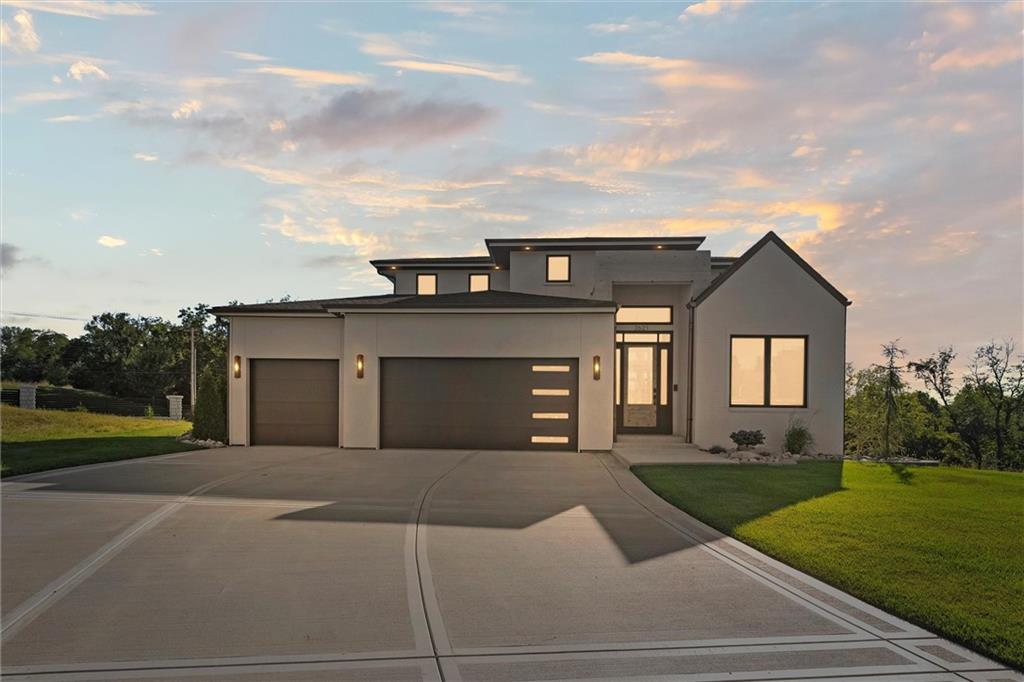 Homes for Sale in Kansas City, MO 64154 | 2621 NW 84th Place