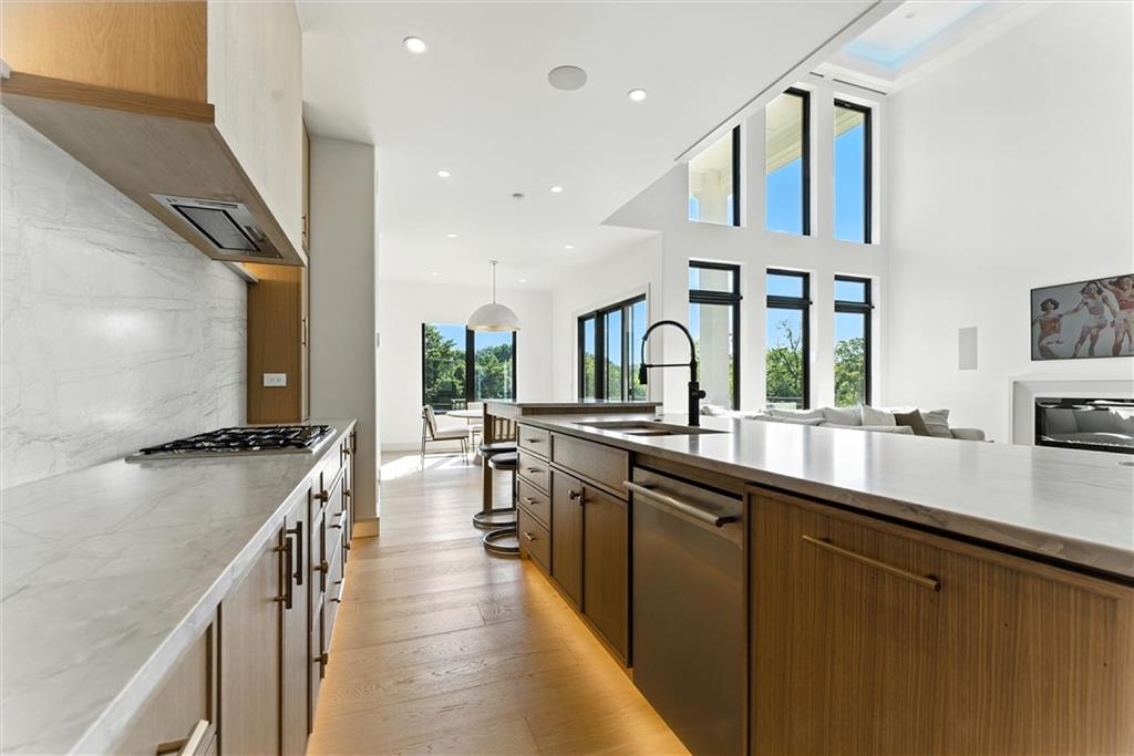 Homes for Sale in Kansas City, MO 64154 | 2621 NW 84th Place