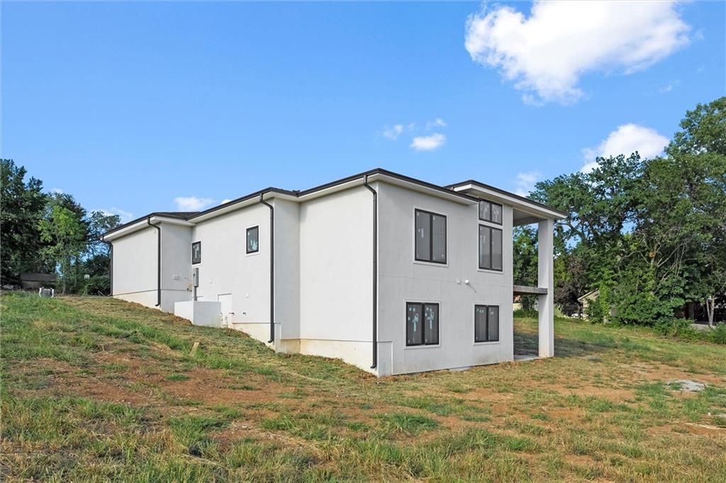 Homes for Sale in Kansas City, MO 64154 | 2611 NW 84th Terrace