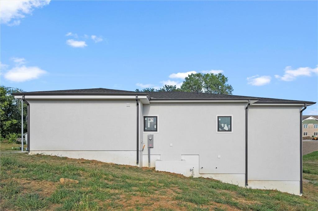 Homes for Sale in Kansas City, MO 64154 | 2611 NW 84th Terrace