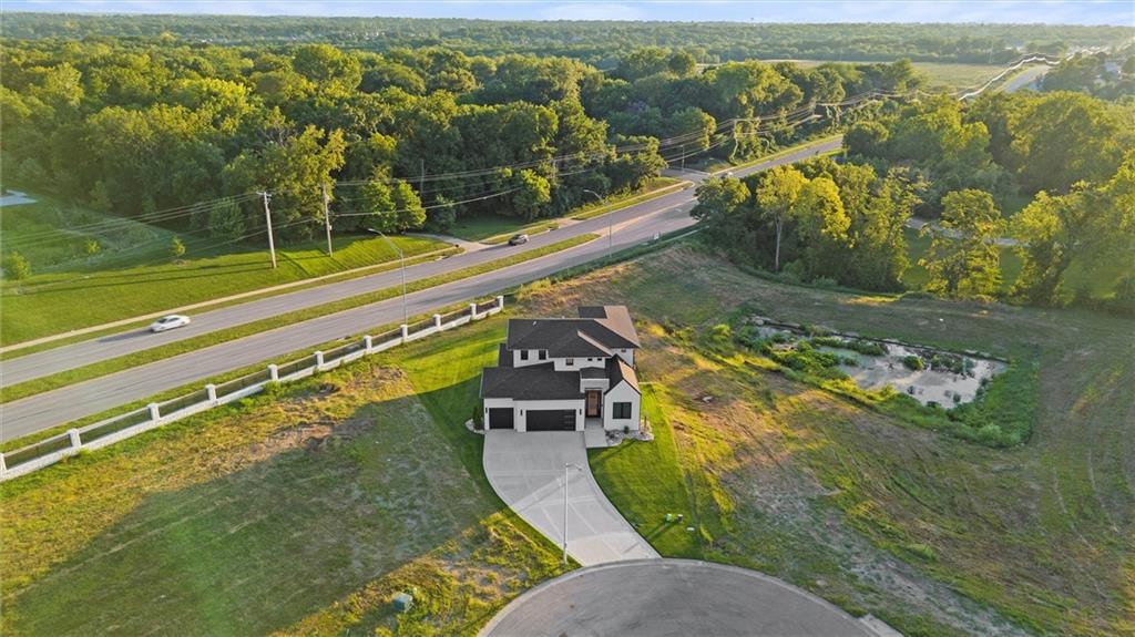 Homes for Sale in Kansas City, MO 64154 | 2707 NW 84th Terrace