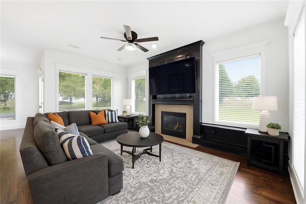 Homes for Sale in Kansas City, MO 64155 | 10107 N Chestnut Court