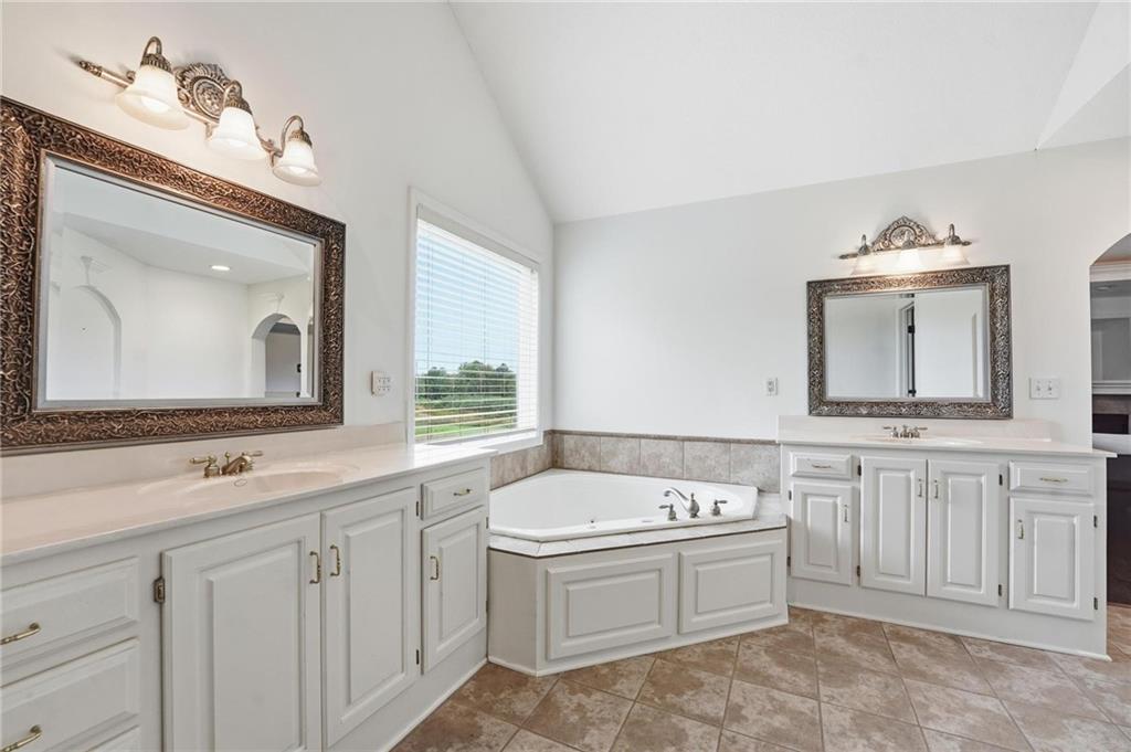 Homes for Sale in Kansas City, MO 64155 | 10107 N Chestnut Court