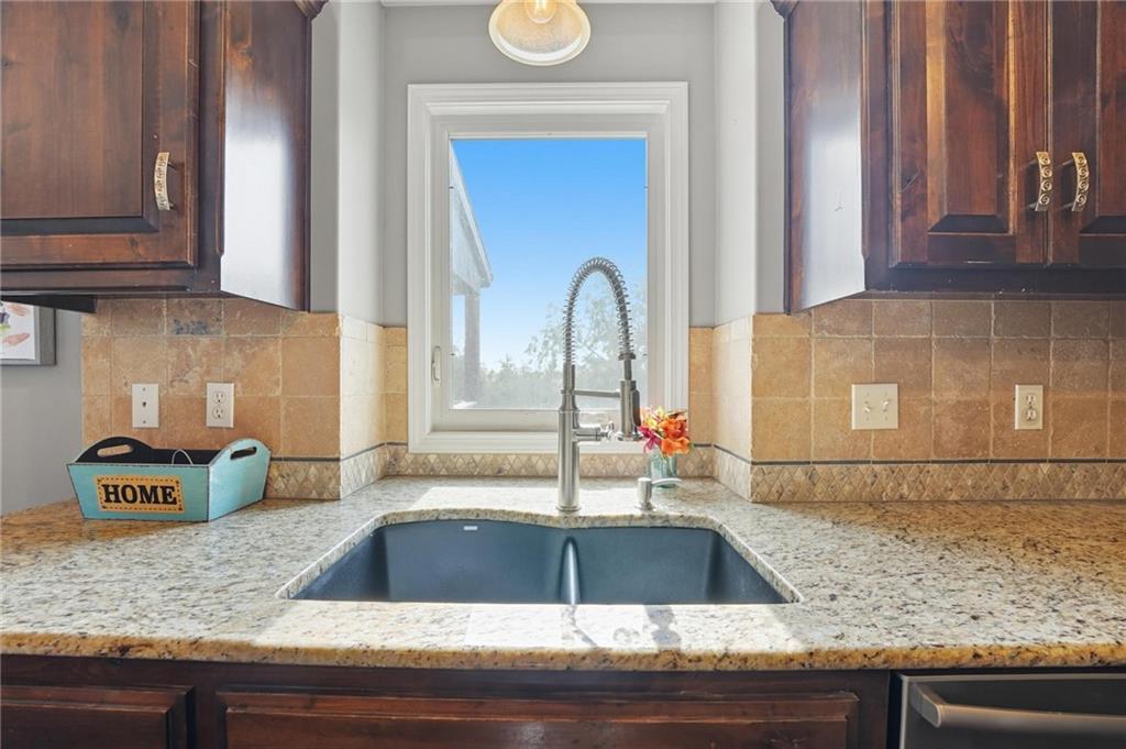 Homes for Sale in Kansas City, MO 64156 | 3835 NE 88th Terrace