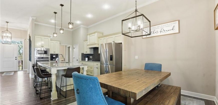 Homes for Sale in Parkville, MO 64152 | 5920 S National Drive