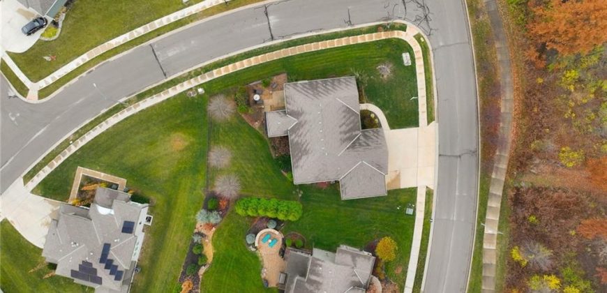 Homes for Sale in Parkville, MO 64152 | 5920 S National Drive