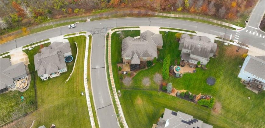 Homes for Sale in Parkville, MO 64152 | 5920 S National Drive