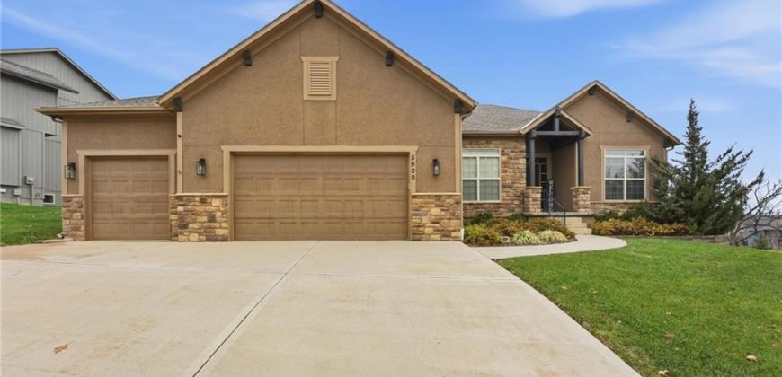 Homes for Sale in Parkville, MO 64152 | 5920 S National Drive