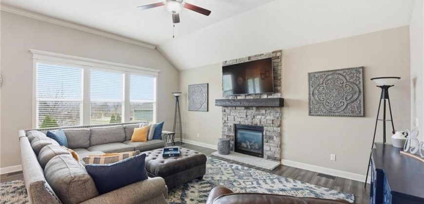 Homes for Sale in Parkville, MO 64152 | 5920 S National Drive