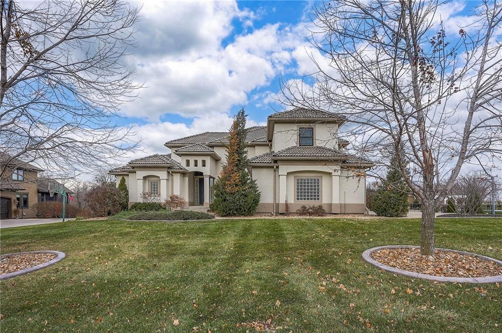 Homes for Sale in Kansas City, MO 64157 | 10502 N Willow Avenue