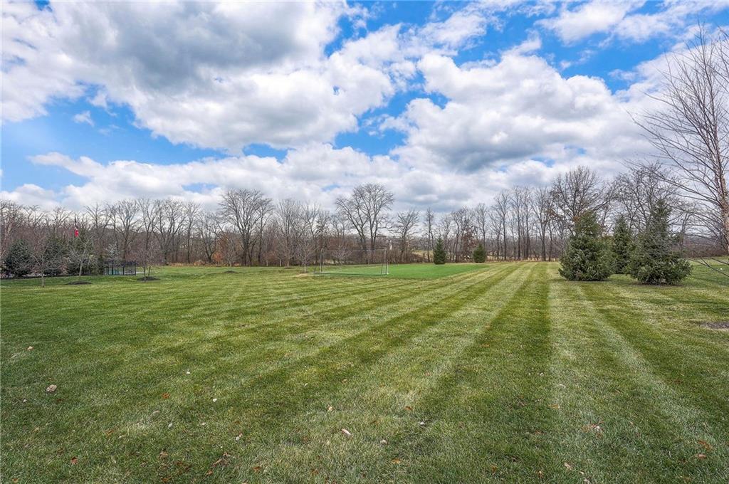 Homes for Sale in Kansas City, MO 64157 | 10502 N Willow Avenue