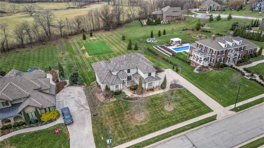 Homes for Sale in Kansas City, MO 64157 | 10502 N Willow Avenue