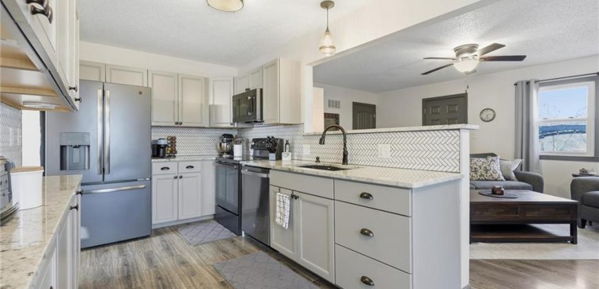 Homes for Sale in Gladstone, MO 64118 | 6757 N Garfield Avenue