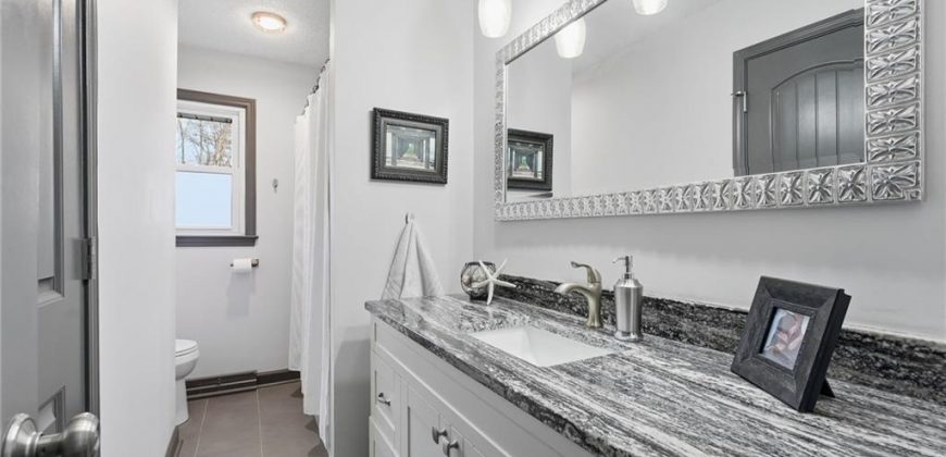 Homes for Sale in Gladstone, MO 64118 | 6757 N Garfield Avenue